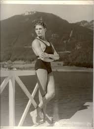 Jeune femme Lac-aux-dames.jpg