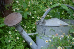 les décos au jardin 053.JPG