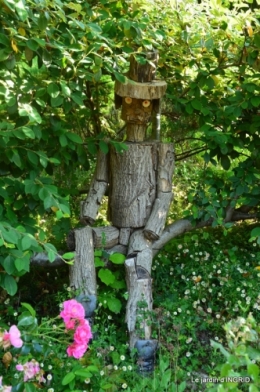 épouvantails,cygnes,jardin,bouquet fête des pères 005.JPG