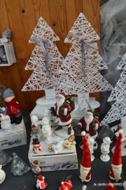 première gelée,décos Noel Jardiland Proflora 088.JPG
