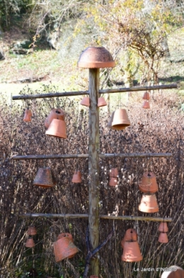 pluie,héllébores,SOL 1015,jardin,livre 009.JPG
