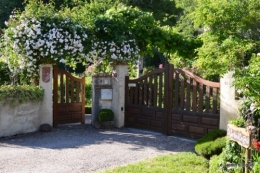 mai au jardin,les filles 190.JPG
