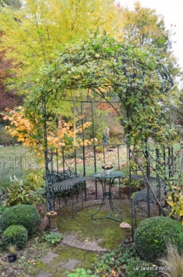 les arbres en automne,cabane 046.JPG