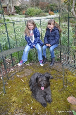 paquerettes,Paques Mouleydier,les oeufs,les filles 123.JPG