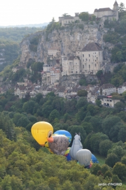 Mongolfières à Rocamadour,Martel village 075.JPG