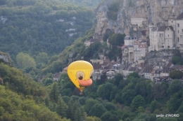 Mongolfières à Rocamadour,Martel village 078.JPG