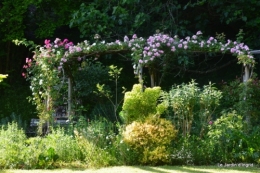 mai au jardin,les filles 162.JPG