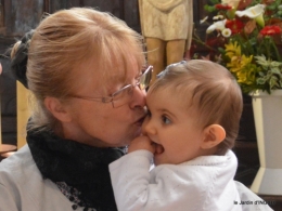 bapteme Ines,Vergt,marguerites 116.JPG