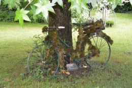 les décos au jardin 026.JPG