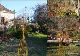 2016-12-13 teckel en bois,décos de Noel avec osier1.jpg