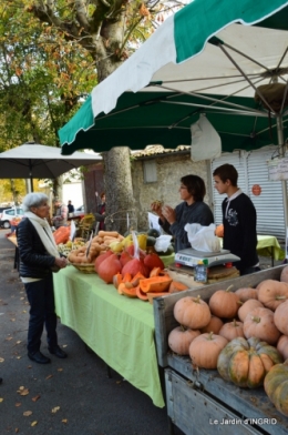 canoes,Combarel,canal automne,Issigeac,décos couronne,citrouille 181.JPG