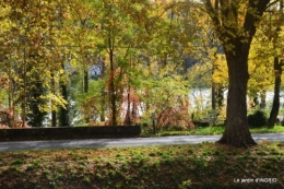 canal automne ,jardin,Ines 123.jpg