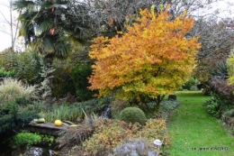 les arbres en automne,cabane 049.JPG