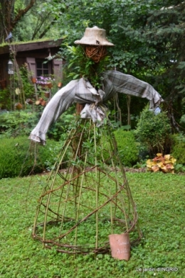 épouvantails,cygnes,jardin,bouquet fête des pères 132.JPG