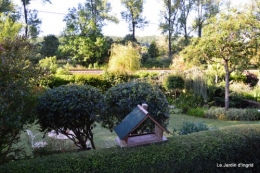 cabane,roses,pavot,colline,Claudine,Abbaye Nouvelle,photos moi 041.JPG