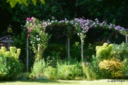 mai au jardin,les filles 158.JPG