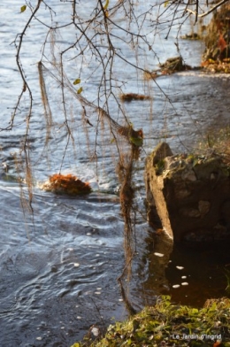 Dans le Berry ,la Creuse 037.JPG