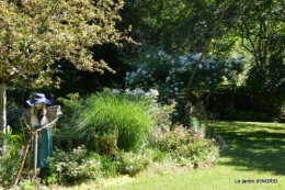 chez Fabien,tour du jardin,épouvantails 106.JPG