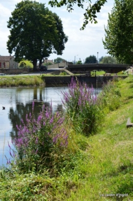 décos vélos Bergerac,Mne Peyrichou,tournesols,passerelle Lalinde 161.JPG