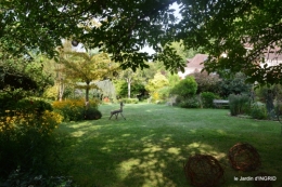 jardin,papillons,anniversaire d'Ines,bricolage 020.JPG