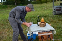 Vol mongolfière,compo fleurs grenouille 126.JPG