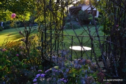 jardin pour l'automne,affiche vide jardin 013.JPG