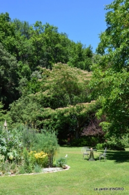 jardin juin,cabane,bouquet 030.JPG