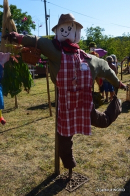 Meyrals,jardin,les filles,foire aux vins 022.JPG