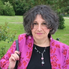 HASSAN-Yael-photo-web.jpg