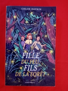 fille du feu fils de la forêt.jpg
