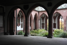 frédéric tison,photographie,cloître,cathédrale notre-dame de bâle,bâle
