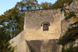 DSC_6893 b Une fenêtre - rempart.jpg