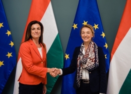 Judit Varga et Marija Pejčinović Burić.jpeg