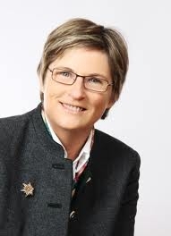 Ursula Haubner.jpg