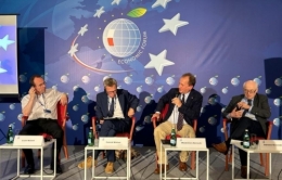 Panel Europe Lionel Baland.jpeg