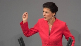 Sarah Wegenknecht.jpg