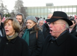 Silvia et Christoph Blocher chantent.jpg