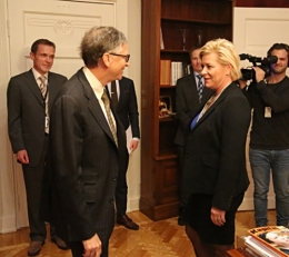 Bill Gates Siv Jensen 2.jpg