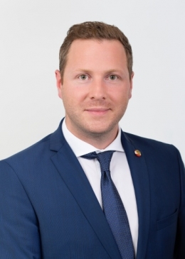 Michael Schnedlitz.jpg