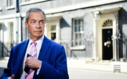 Farage 1.jpg