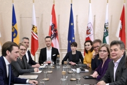 Kurz-Verts.jpg