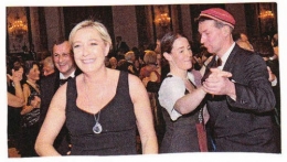 Marine Le Pen à la Hofbourg.jpg