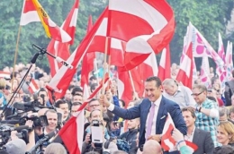 Strache 2.jpg