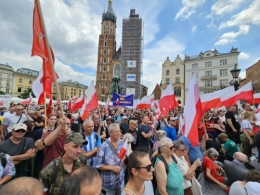 P 3.jpg