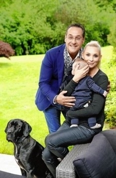 Strache 4.jpg