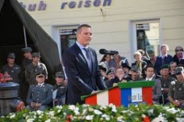 Mario Kunasek.jpg