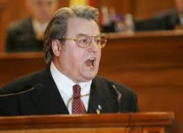 Corneliu Vadim Tudor.jpg