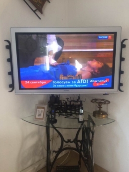 AfD 4.jpg