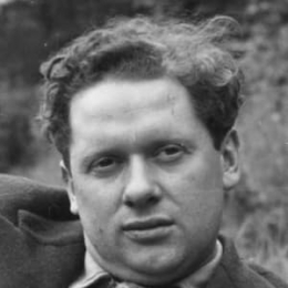 dylan-thomas-9505719-1-402.jpg