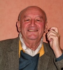 2575672527.jpg